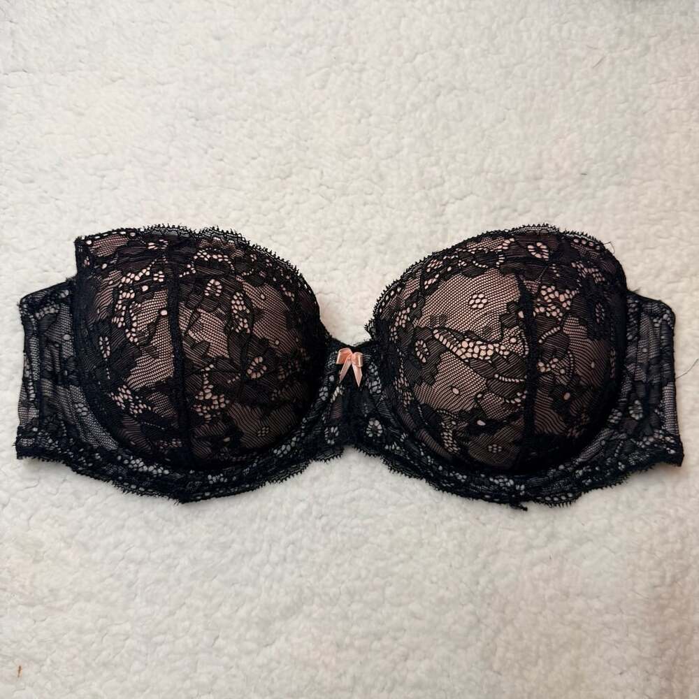 Pink Victoria's Secret Lace Strapless Bra Size 36B